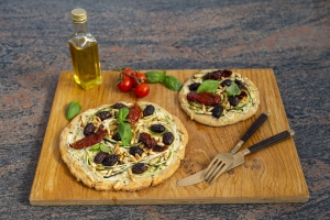 Zuchinelli Pizza mit Kichererbsenmehl