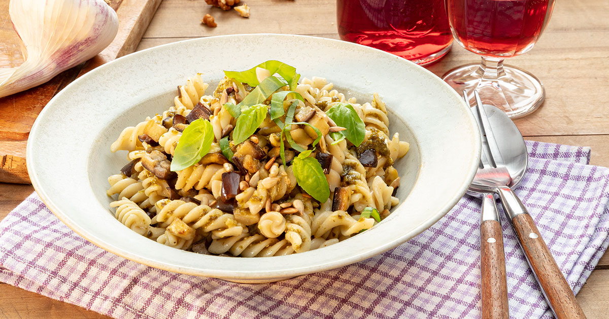 Bio-Rezept: Pasta mit Auberginen - Rapunzel Naturkost